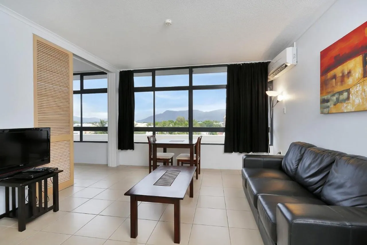 7 Airport Hotels Near The Cairns Museum for Easy City Access