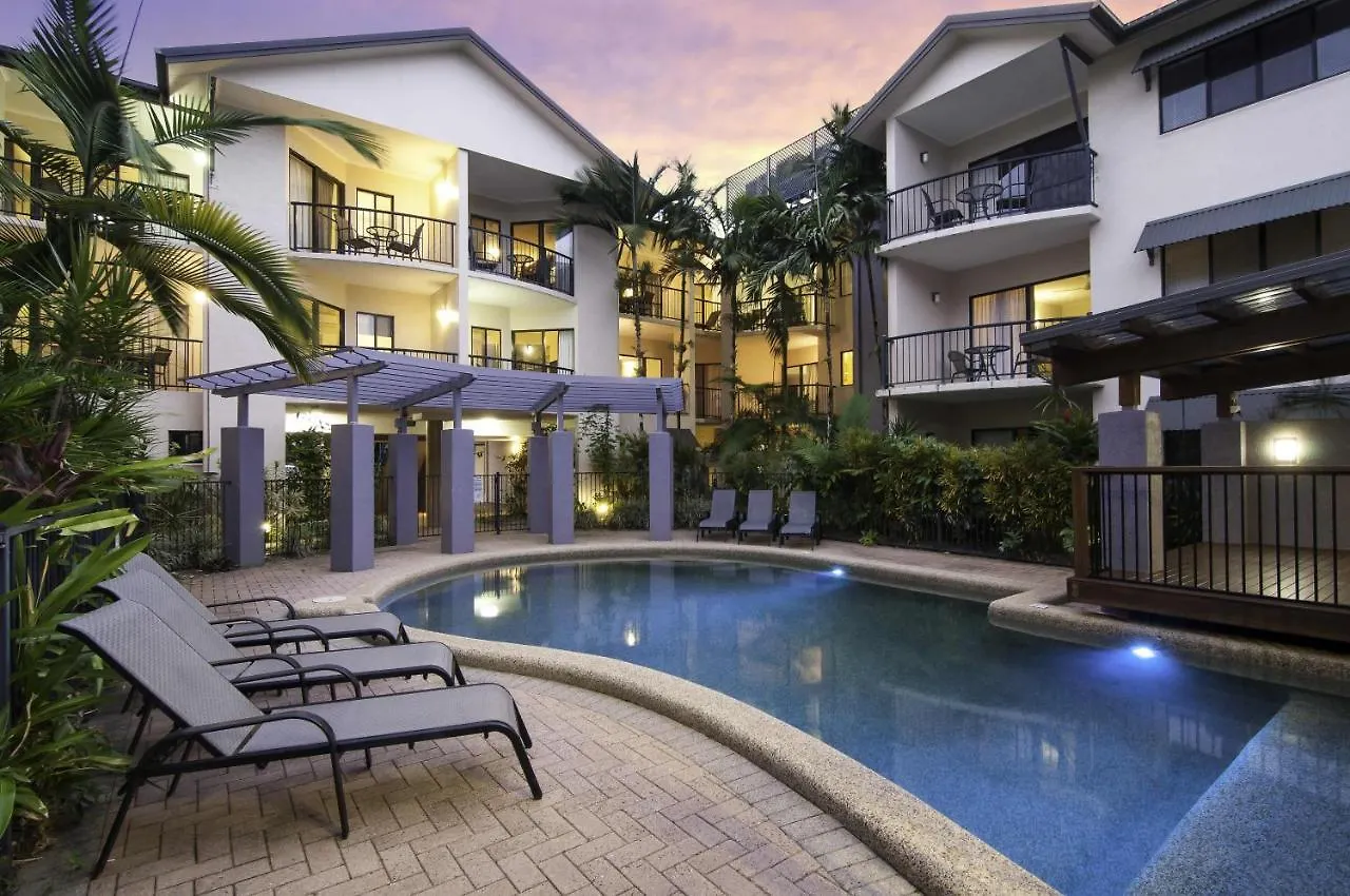 7 Family Hotels Near Four Mile Beach Worth Booking
