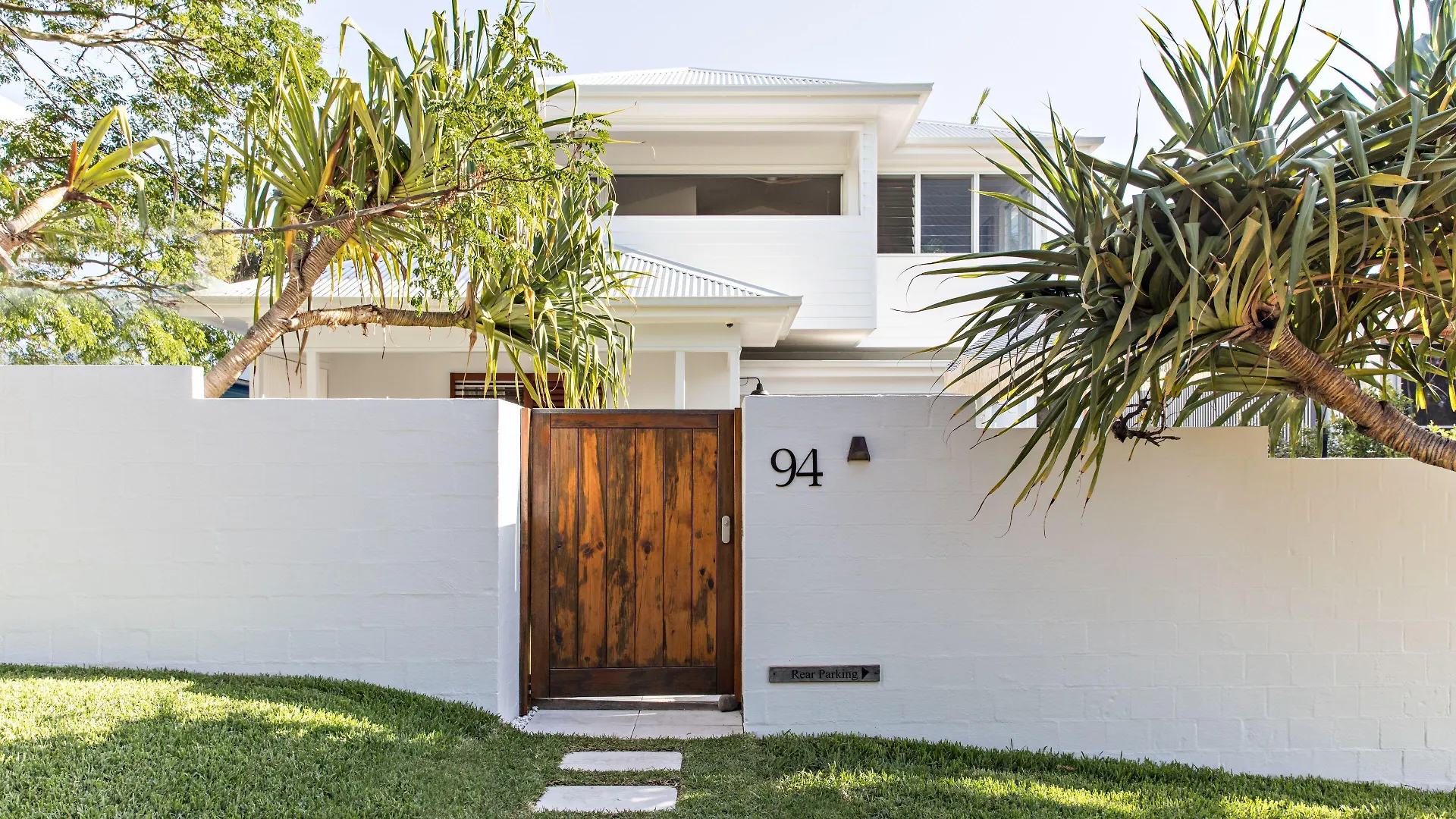 5 Luxury Hotels Near The Farm Byron Bay That Deliver