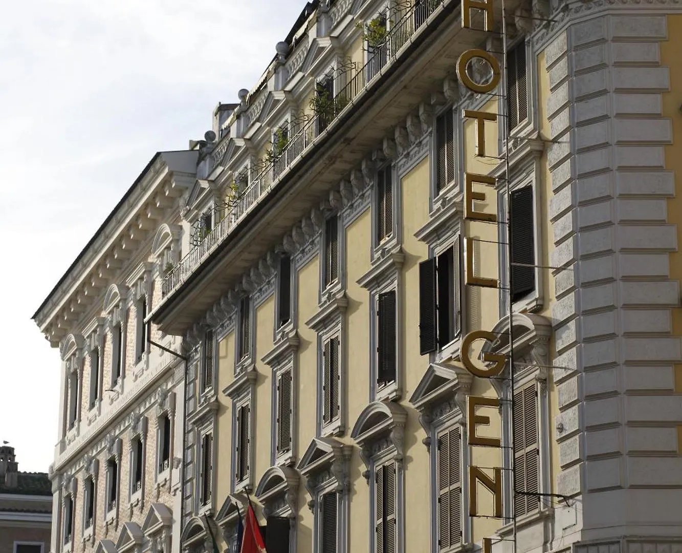 15 Historical Hotels in Via del Corso Worth Booking