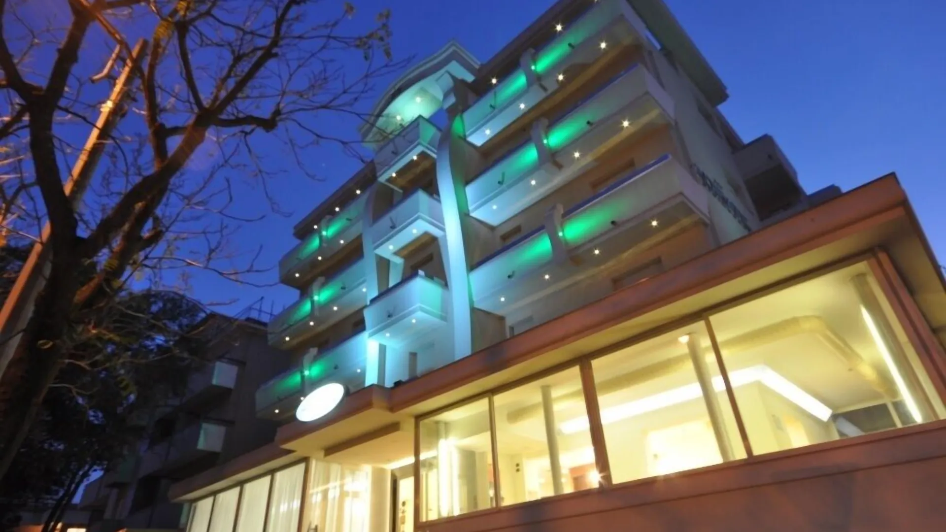 Where to Stay Near Rimini Airport: 4 Best Hotels in Miramare