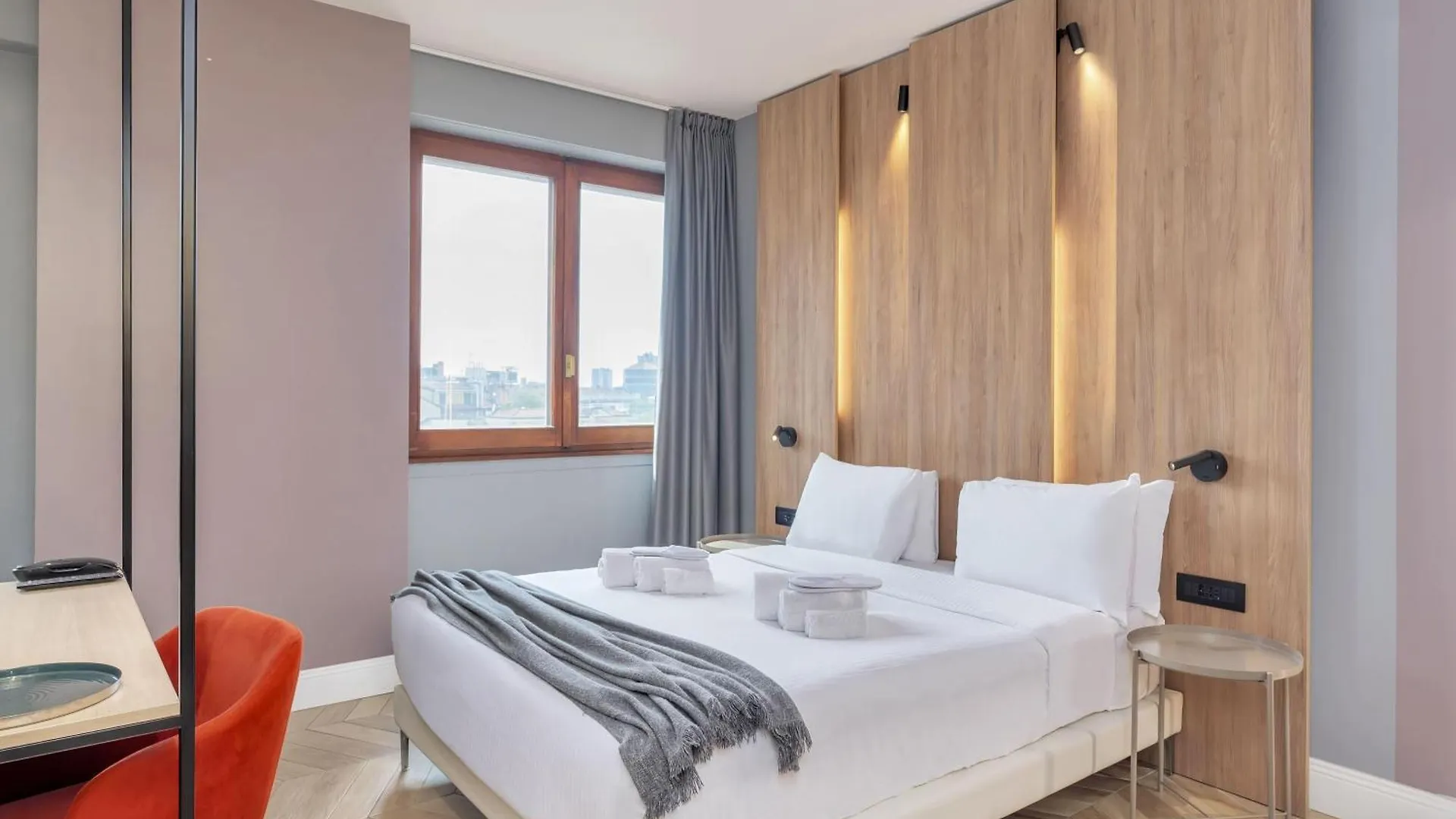 Staying in Milan City Centre: 4 Three-Star Hotels Compared
