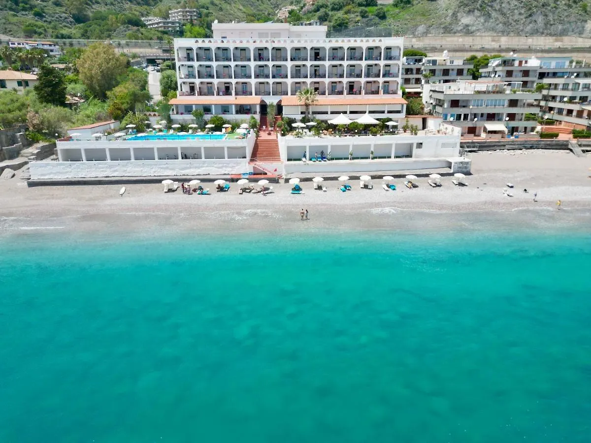 Castelmola Castle & the Coast: 7 Beach Hotels Compared
