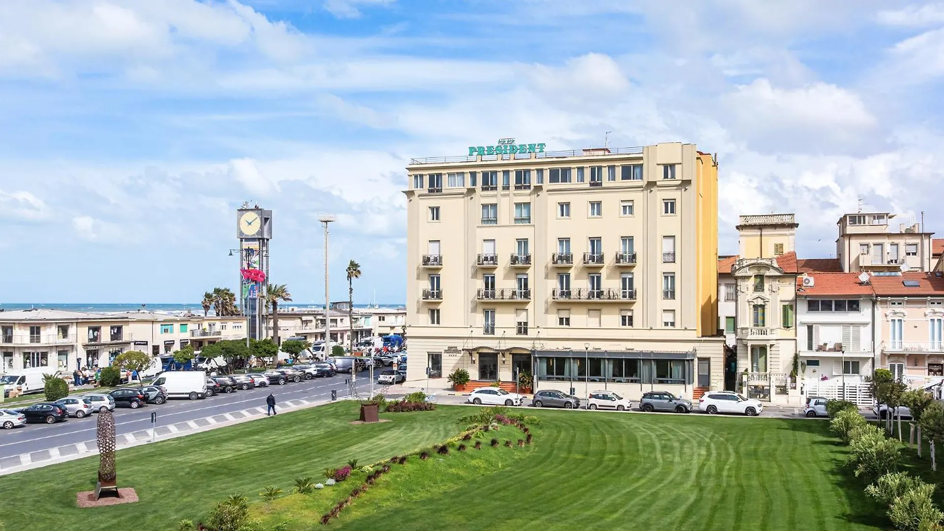 15 Central Hotels Near Viareggio Harbour Worth Booking