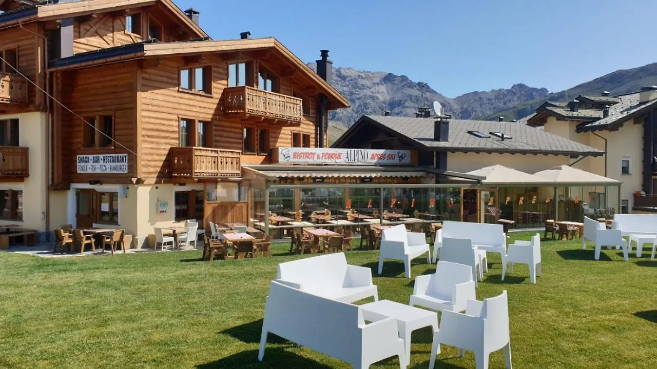 Staying Near Carosello Cable Car: 15 Family Hotels Compared