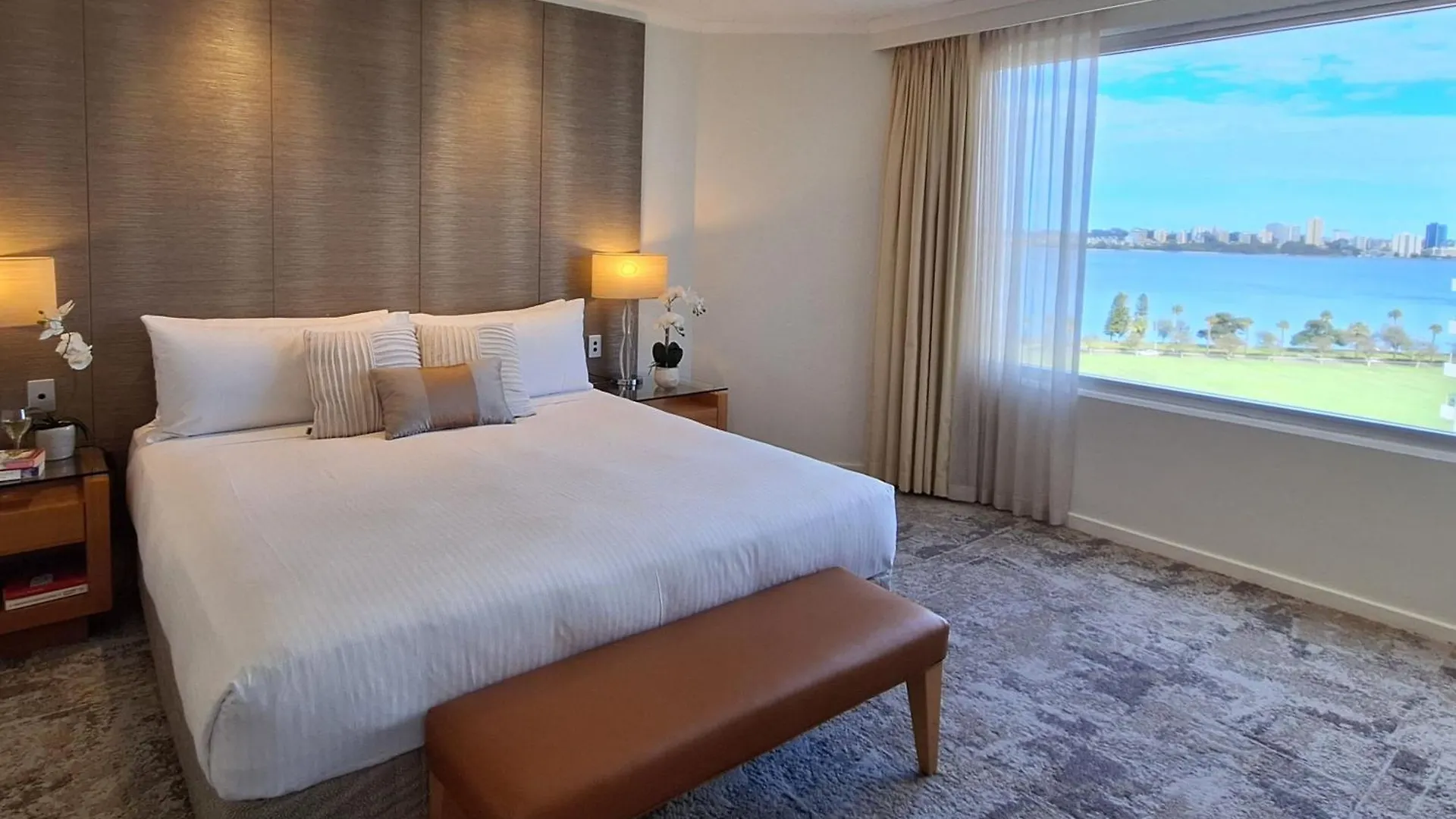 Where to Stay in Perth CBD: 6 Best Romantic Hotels