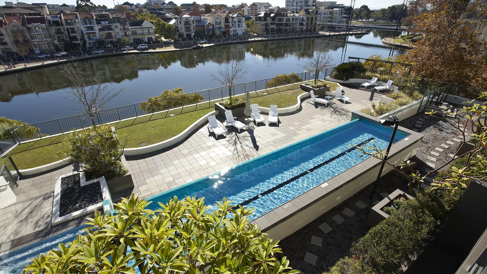 4 Smart Central Hotels In East Perth Worth Booking