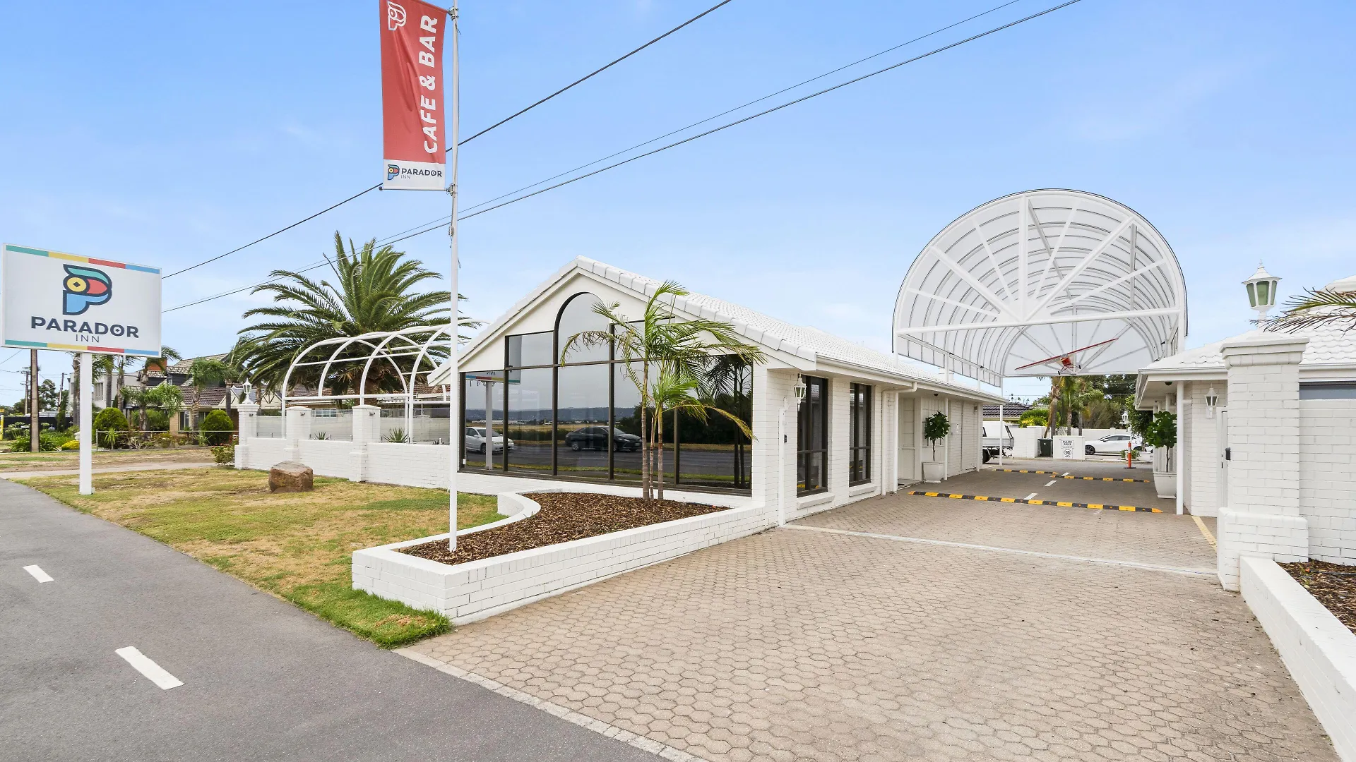 5 Resort Hotels Near Bonython Park Worth Booking Now