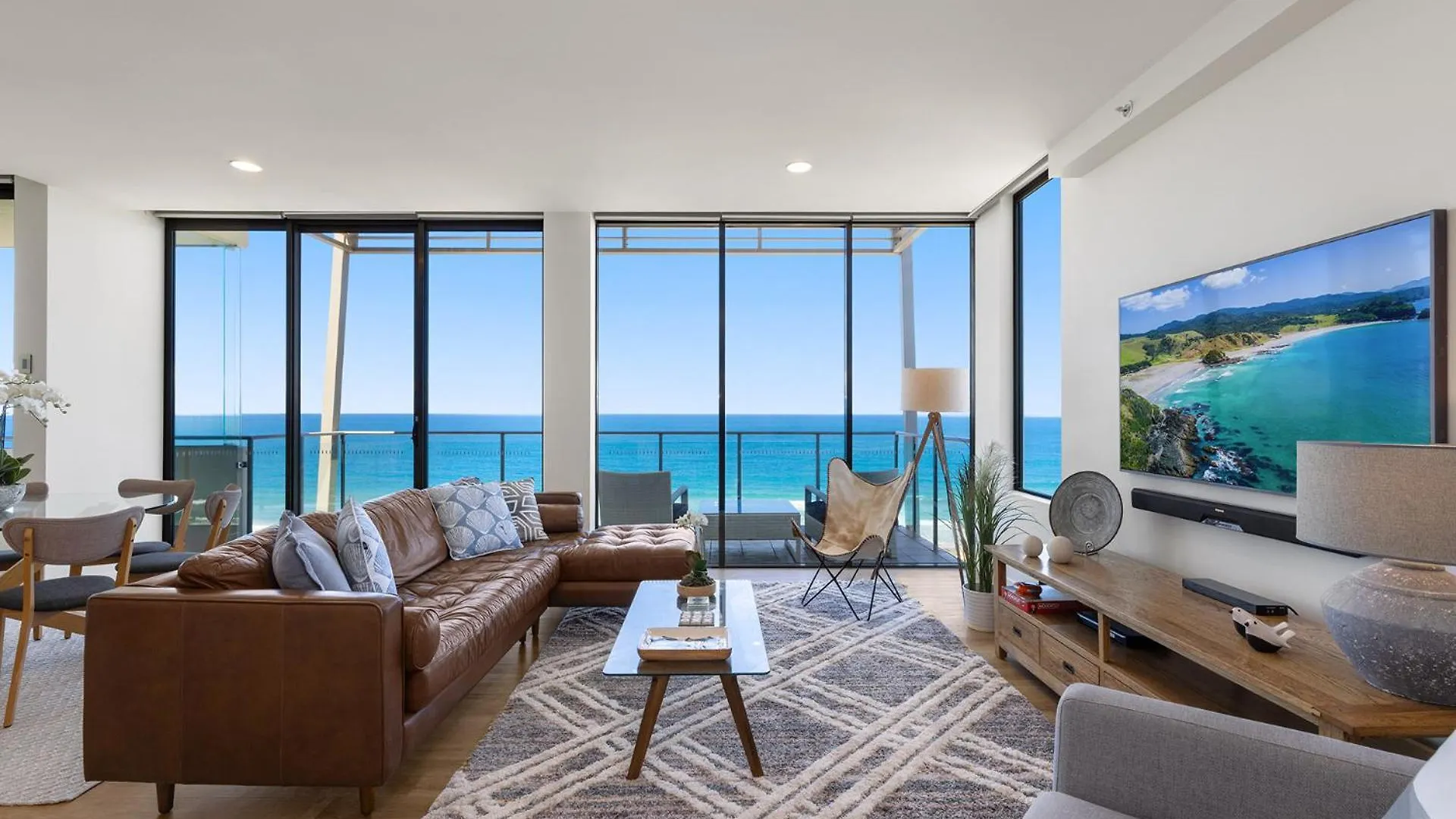 Staying Near Mooloolaba Marina: 4 Five-Star Stays Compared