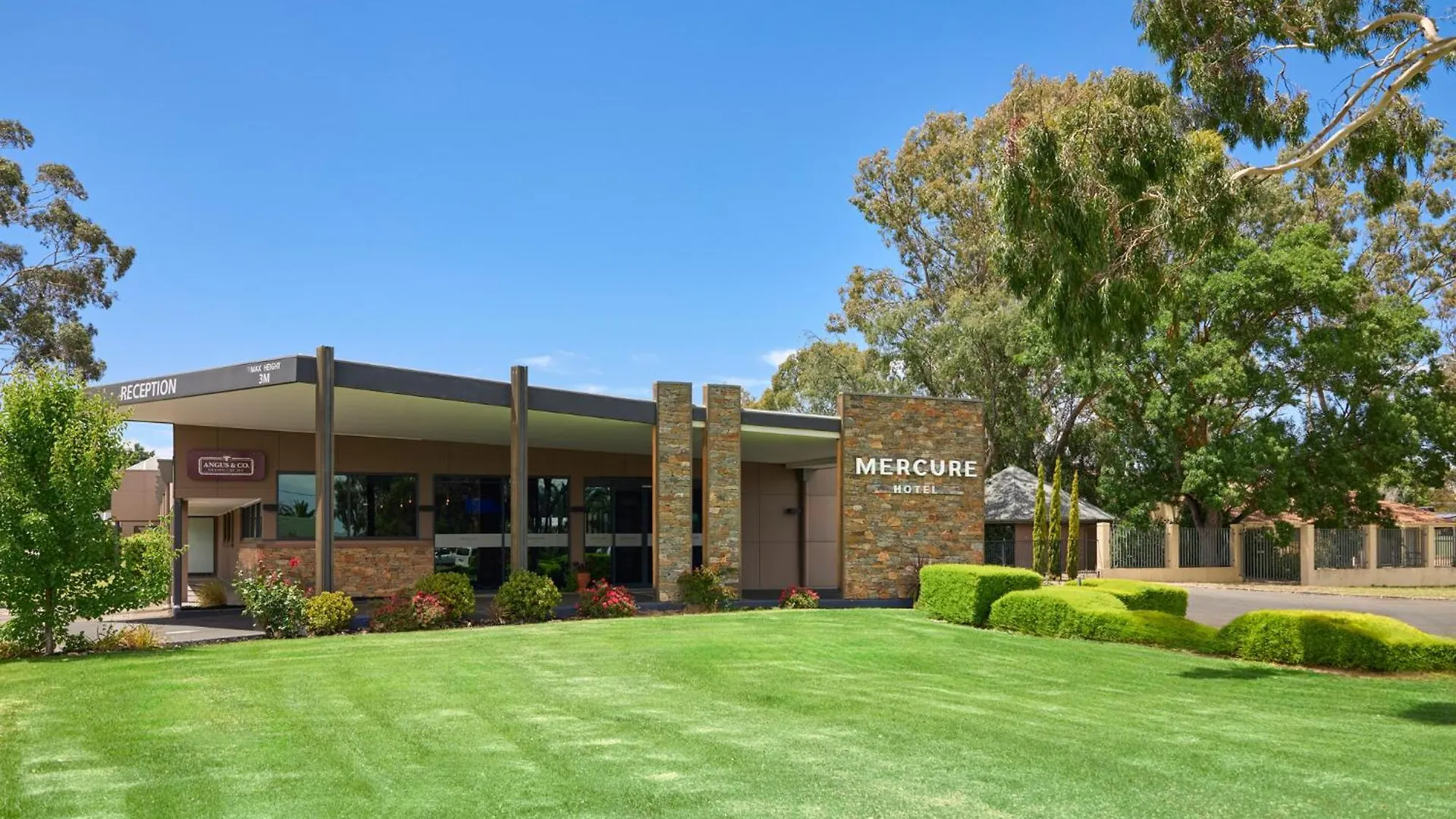 4 Family Hotels in South Australia That Stand Out