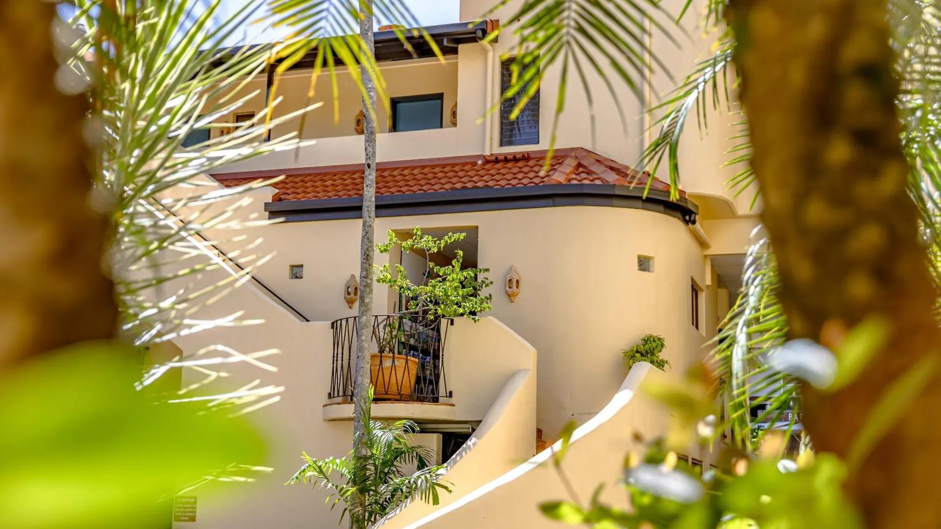 4 Top-Rated Hotels for Couples in Tropical North Queensland