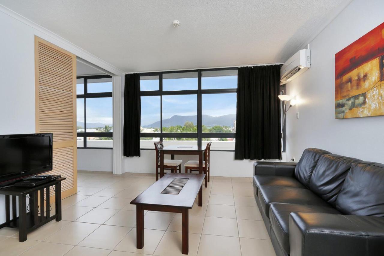 7 Airport Hotels Near The Cairns Museum for Easy City Access
