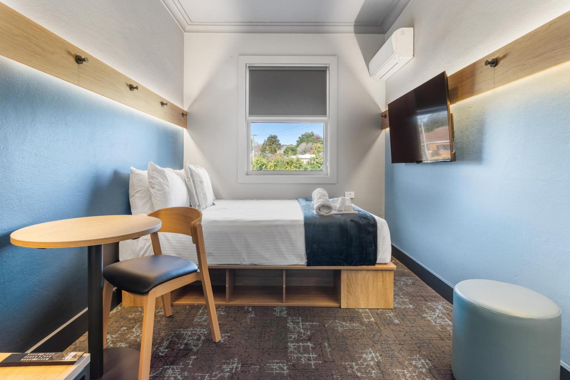 8 Central Hotels Near Cockle Creek Worth Booking