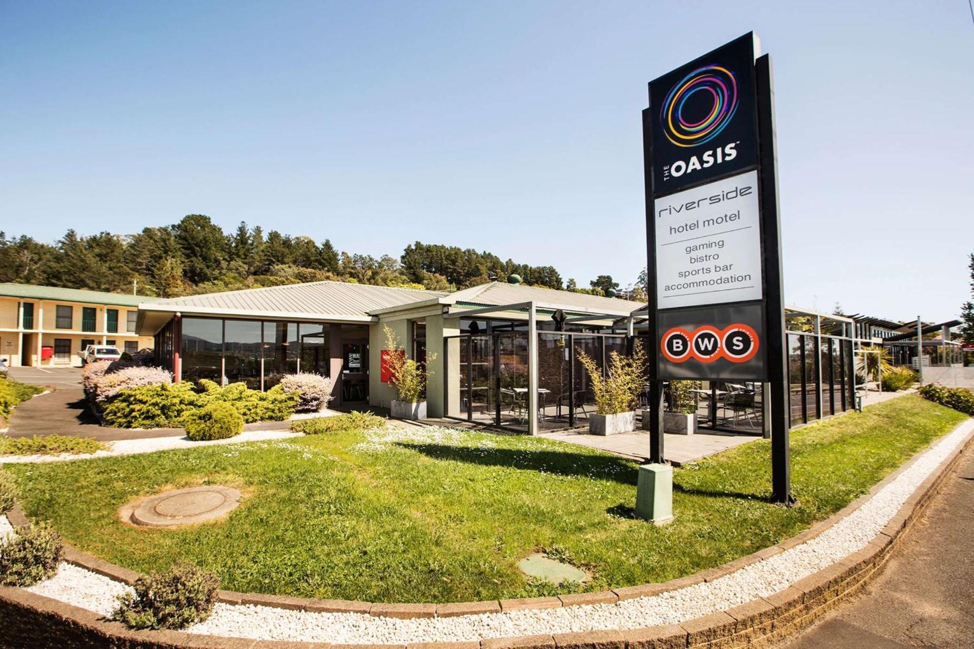 4 Hotels Near Silverdome Launceston for Event Stays
