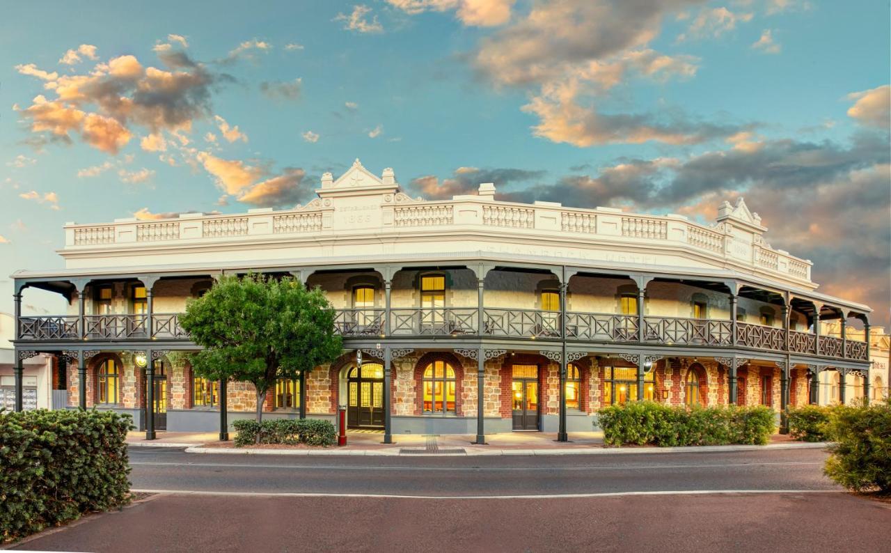 Where to Stay in Western Australia: 15 Best 4-Star Hotels