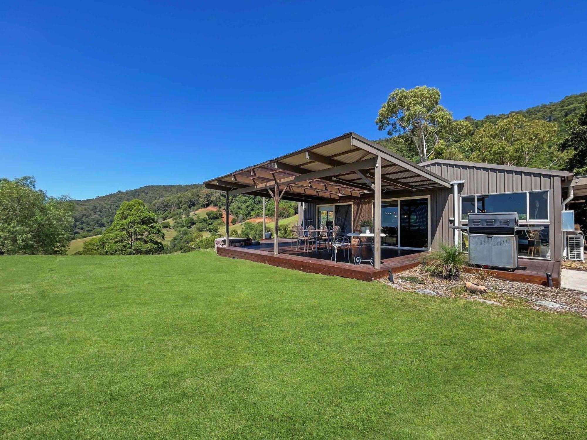 Staying In Hunter Valley: 8 Villa Hotels Compared