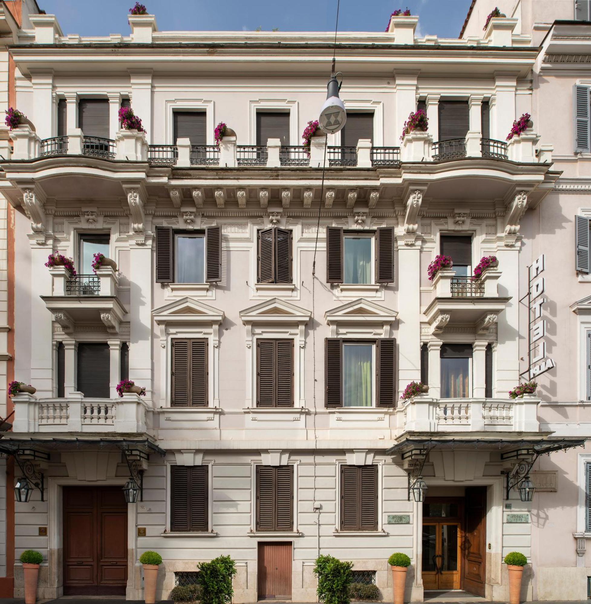 15 Boutique Hotels in Rome City Centre Worth Booking