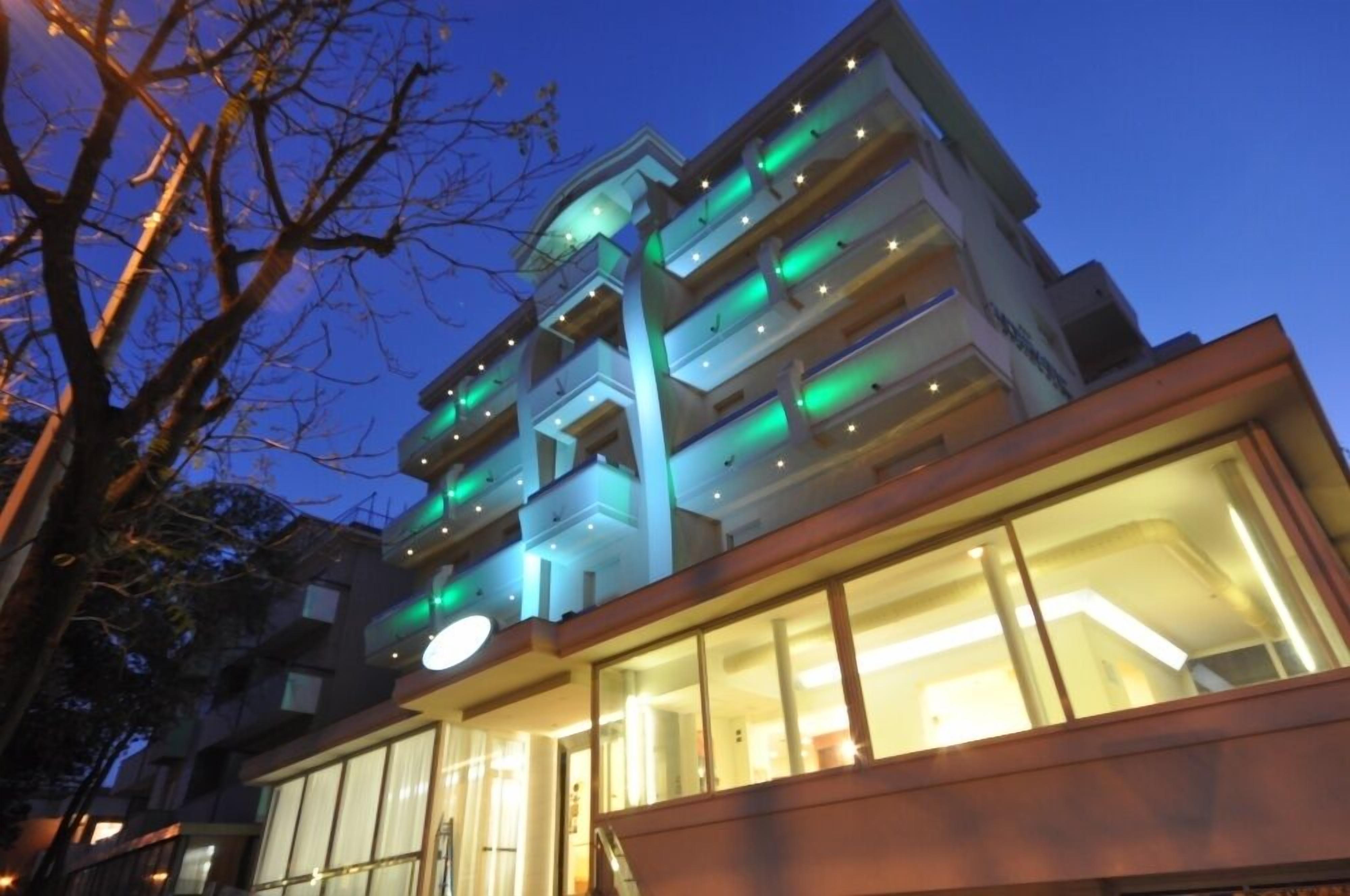 Where to Stay Near Rimini Airport: 4 Best Hotels in Miramare