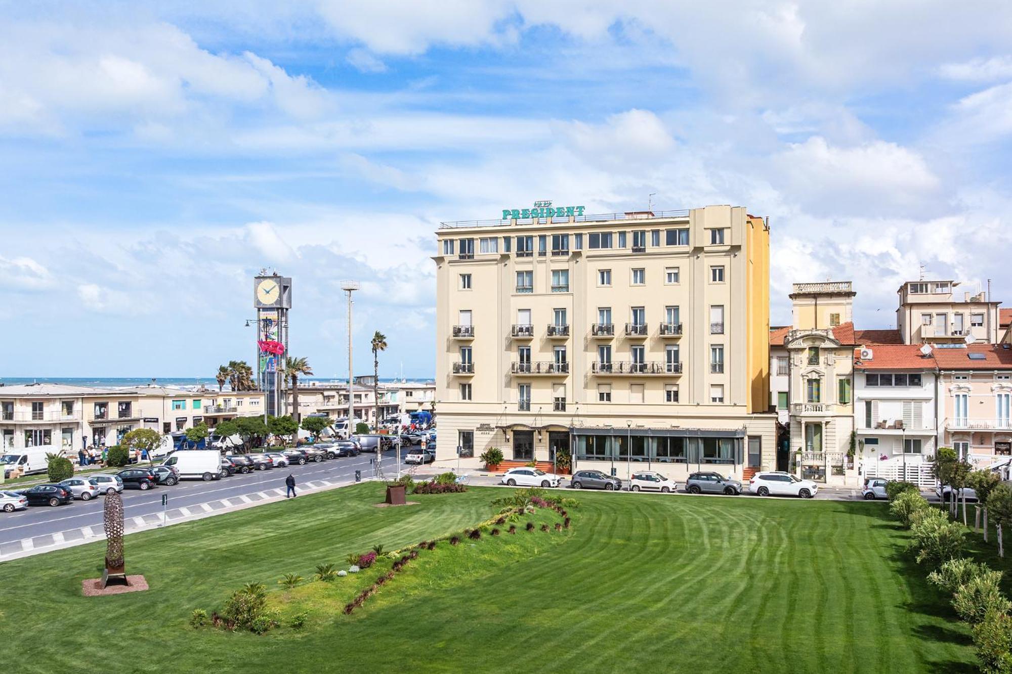 15 Central Hotels Near Viareggio Harbour Worth Booking