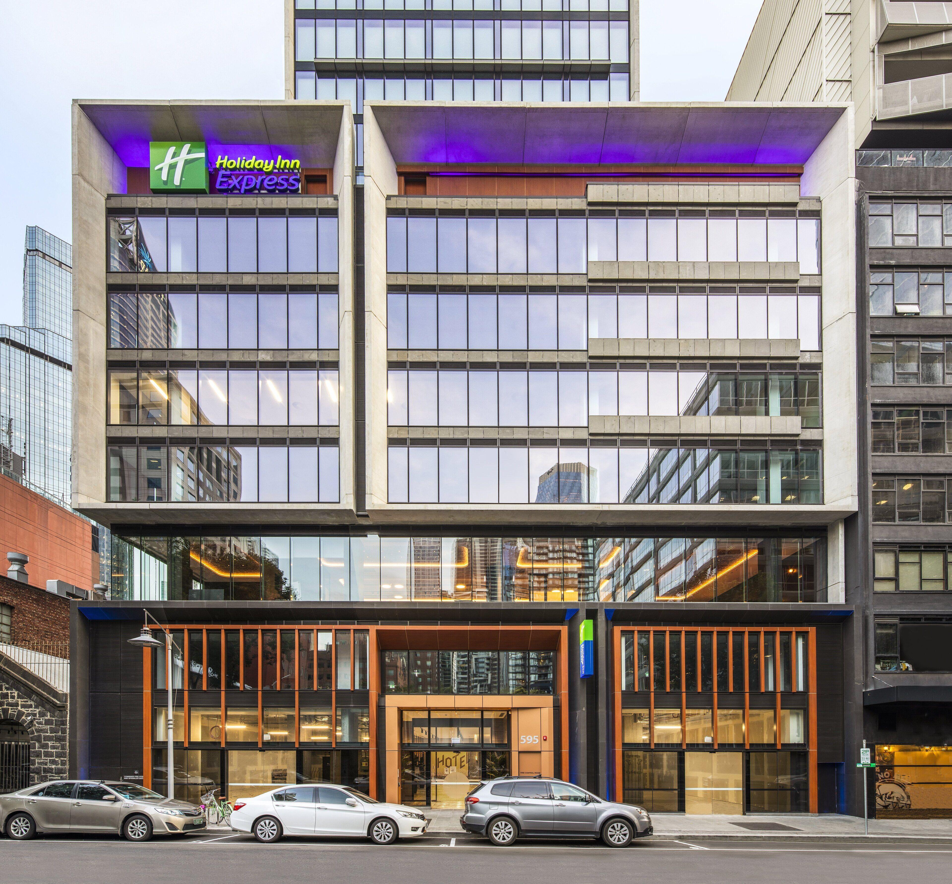 9 Business Hotels in Melbourne CBD That Stand Out