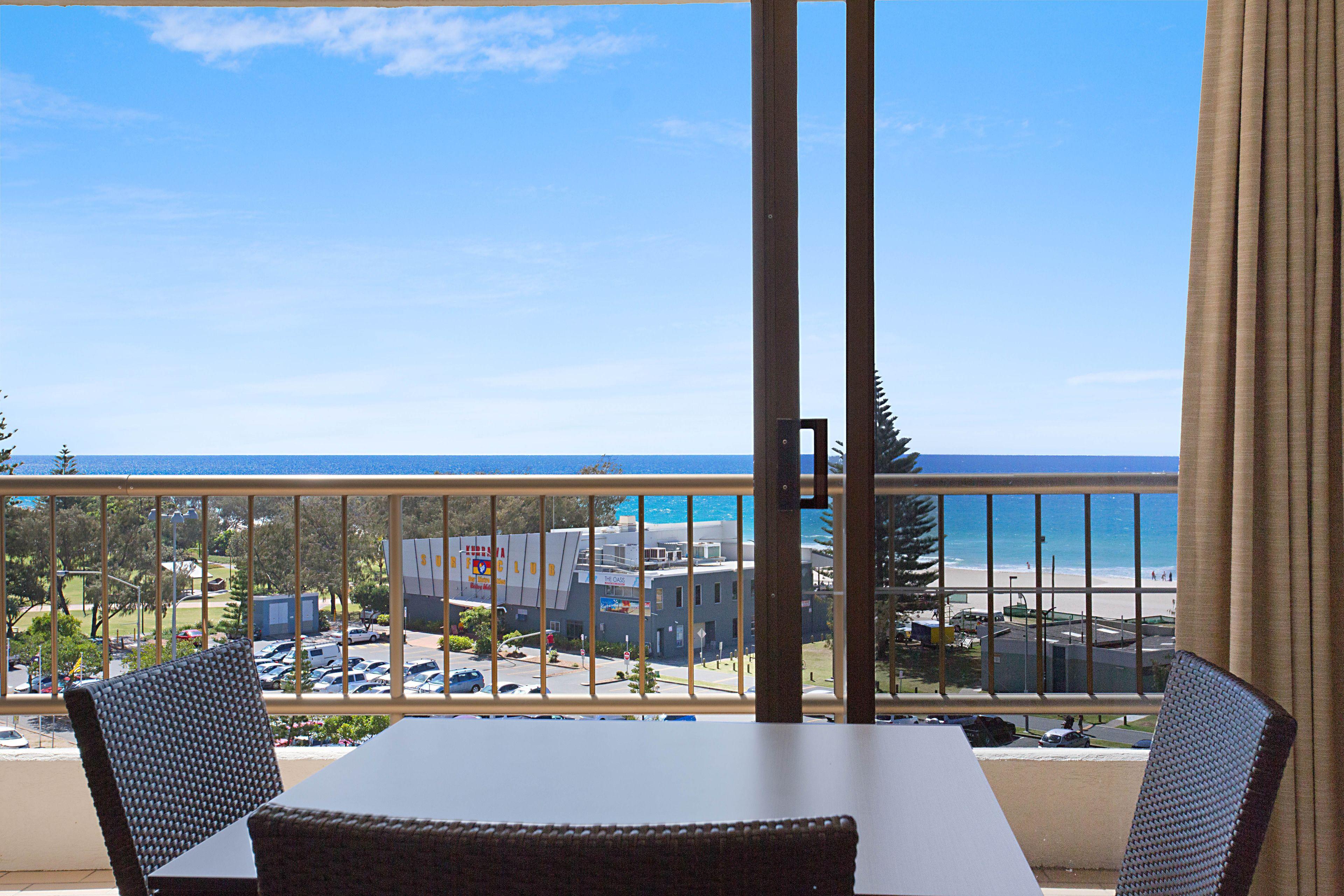 Staying In Broadbeach: 8 Beach Hotels Compared